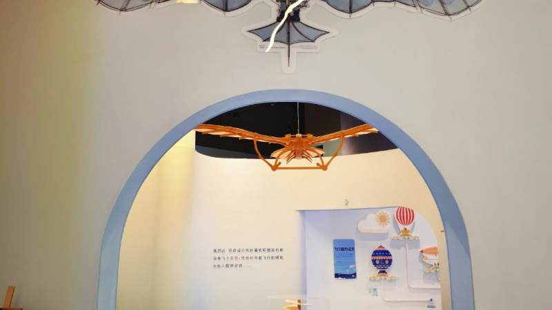 VR体验馆大空间定位方案情报速递:主流技术路线与选型观察
